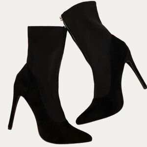 So Me Black Stiletto Heel Zip Front Ankle Booties Size 6.5